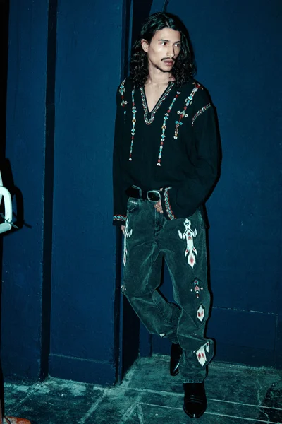 Look 5